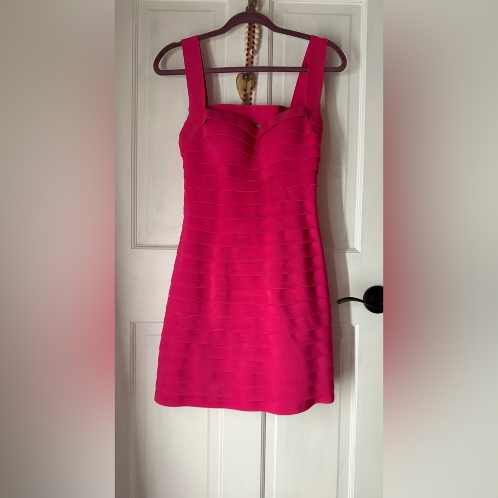 Sherri Hill Pink Body Con Cocktail Dress